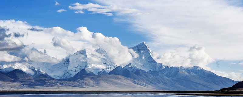 形容西藏雪山的诗句
