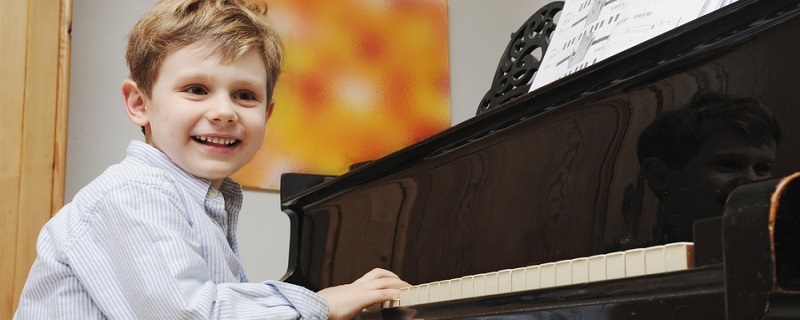 贝多芬一生创作了多少首钢琴奏鸣曲
