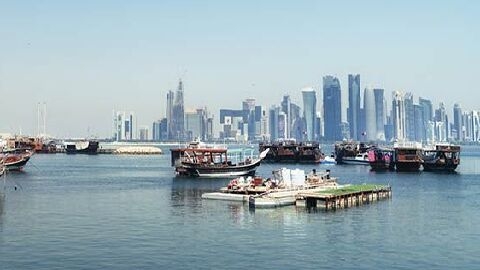 卡塔尔面积和人口 卡塔尔面积和人口是多少