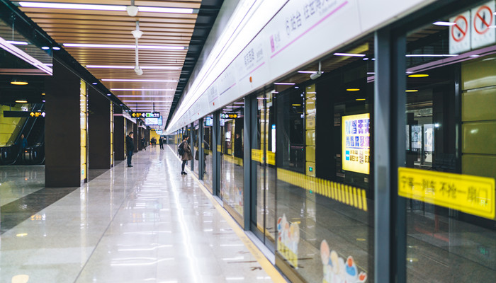 北京地铁十号线运营时间