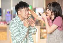 妙语连珠是猎物支支吾吾是喜欢是什么意思 妙语连珠的意思是什么