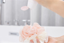 磨砂膏和沐浴露的区别 磨砂沐浴露有什么作用