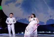 郭沁为什么坐在椅子上  郭沁坐在椅子上原因