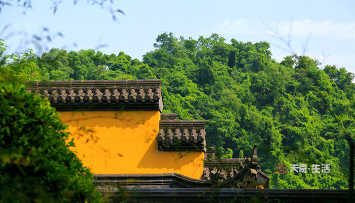 深山寺庙的唯美诗句 深山寺庙的唯美句子