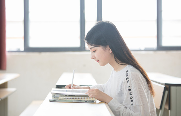 重庆最美女孩是什么梗