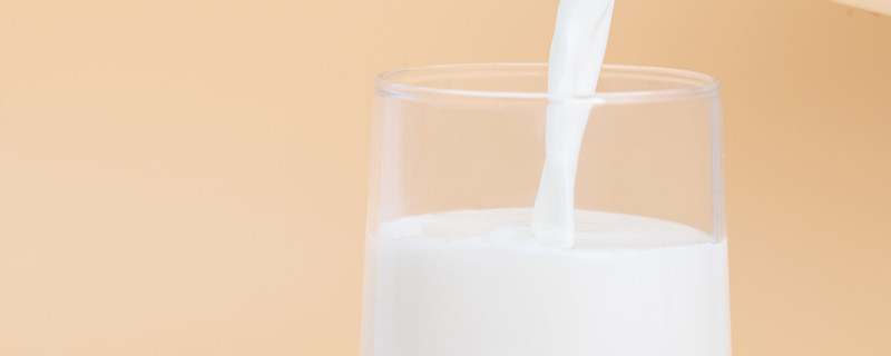牛奶为什么是白色的