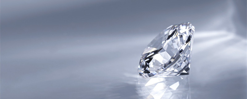 莫桑钻和人工钻石是什么区别