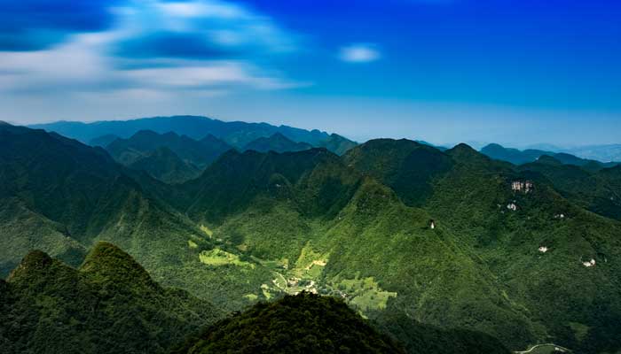 基础不牢 地动山摇的意思