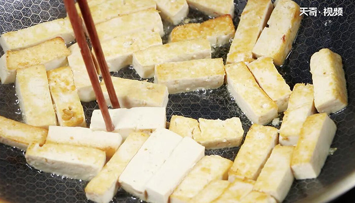 煎炒豆腐的做法 怎么做煎炒豆腐