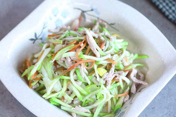 炒新鲜芥菜疙瘩丝的做法 儿菜怎么做好吃