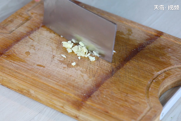 炒新鲜芥菜疙瘩丝的做法 儿菜怎么做好吃
