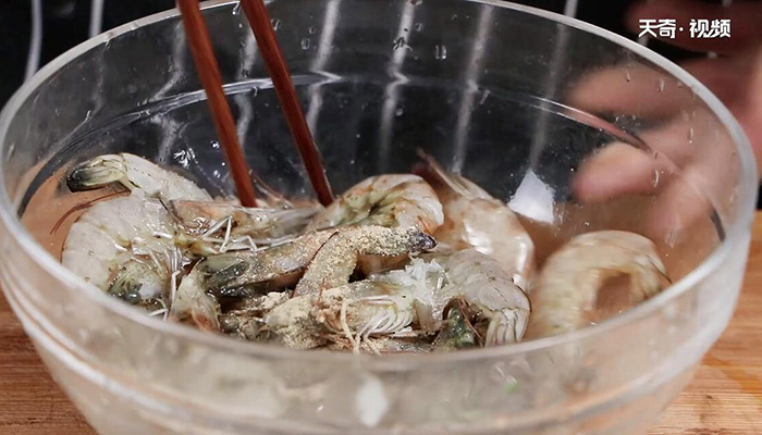 玉米脆皮虾的做法 怎么做玉米脆皮虾