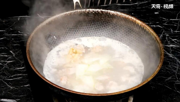 鸡皮虾丸汤的做法 鸡皮虾丸汤怎么做