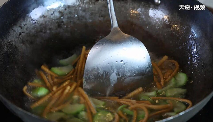 丝瓜馓子汤的做法 丝瓜馓子汤怎么做