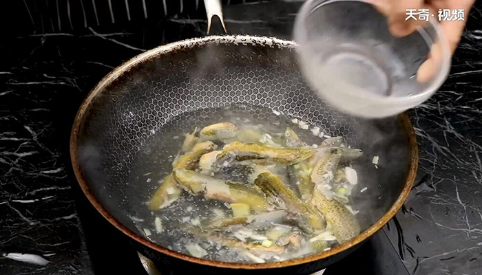 酱泥鳅怎么做 酱泥鳅的做法