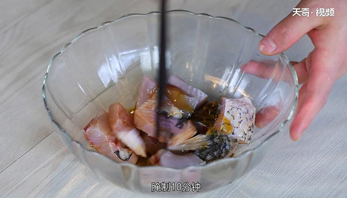 青椒炒鱼块的做法 青椒炒鱼块怎么做