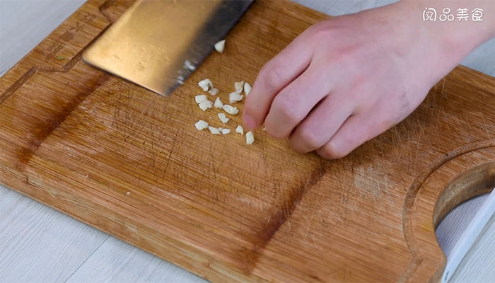 杏鲍菇炒肉丁的做法 杏鲍菇炒肉丁怎么做