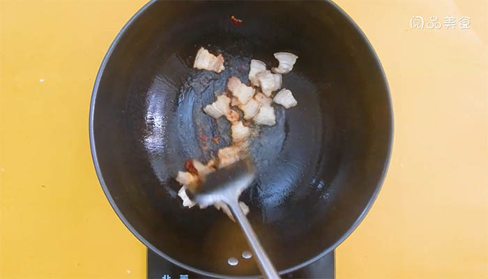 茭白回锅肉的做法 如何做茭白回锅肉