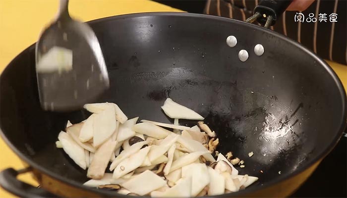 金华火腿炒双菇的做法 如何做金华火腿炒双菇