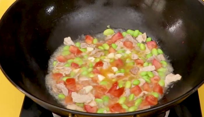番茄青豆炒肉片做法  番茄青豆炒肉片怎么做