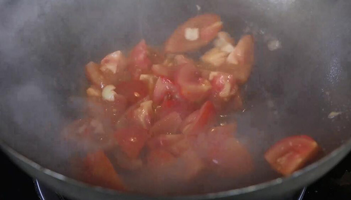 海带丝番茄炒蛋怎么做好吃 海带丝番茄炒蛋的做法