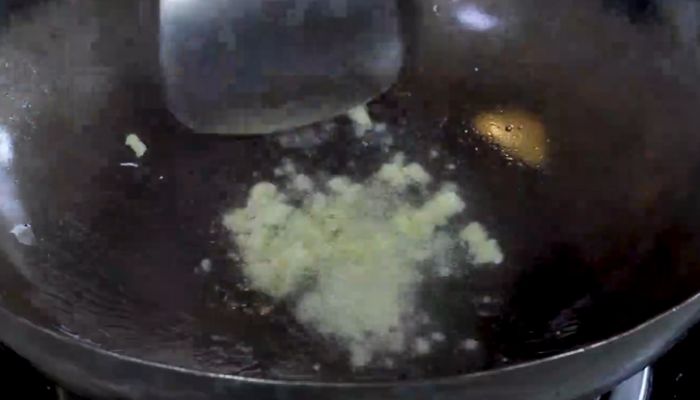 尖椒炒豆丝的做法  尖椒炒豆丝怎么做