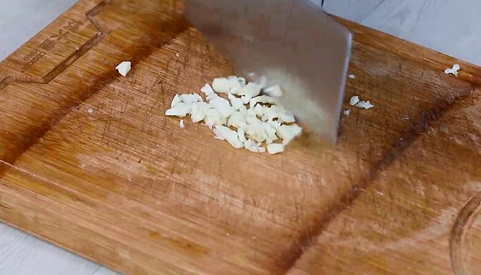 尖椒炒土豆丝的做法 尖椒炒土豆丝怎么做