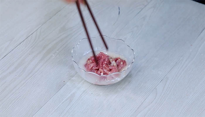 尖椒肉丝怎么做 尖椒肉丝的做法
