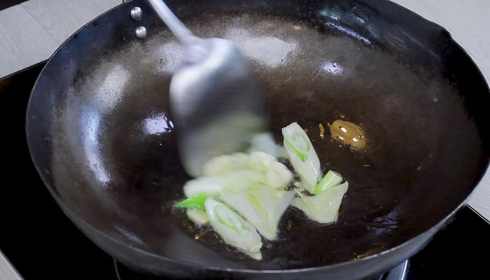 芹菜海米怎么炒好吃 芹菜海米的做法