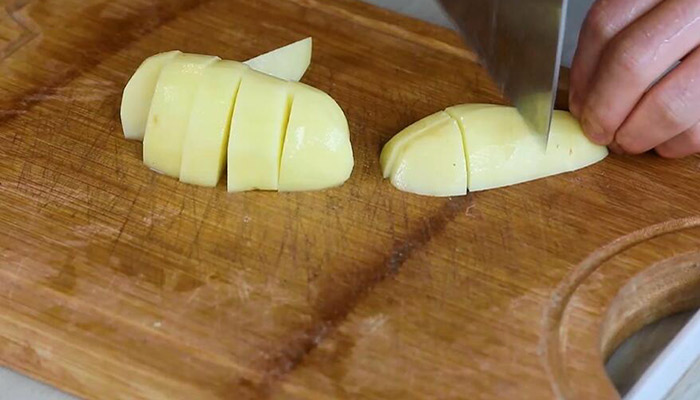 芸豆炒土豆块的做法 芸豆炒土豆块怎么做