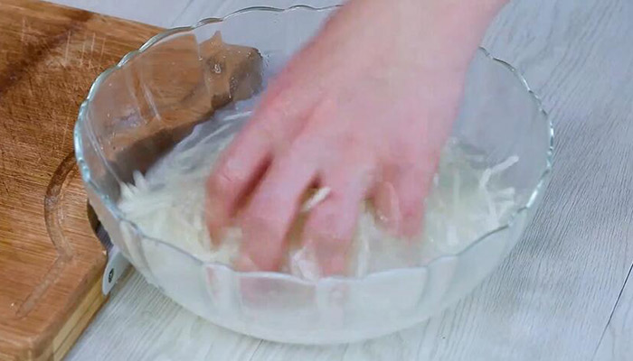 香煎玉米土豆饼做法 香煎玉米土豆饼的家常做法