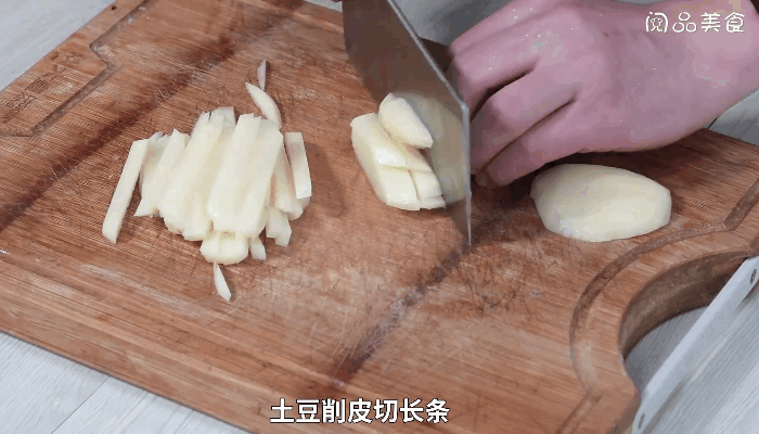 干锅蕨菜土豆的做法，干锅蕨菜土豆怎么做