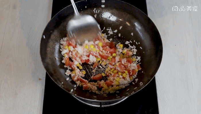 番茄玉米炒饭的做法  番茄玉米炒饭怎么做