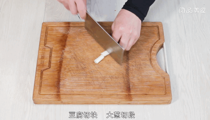 雪里蕻豆腐火锅做法  雪里蕻豆腐火锅怎么做