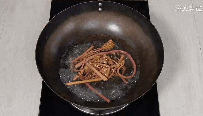 蕨菜黄豆炖肉的做法，蕨菜黄豆炖肉怎么做