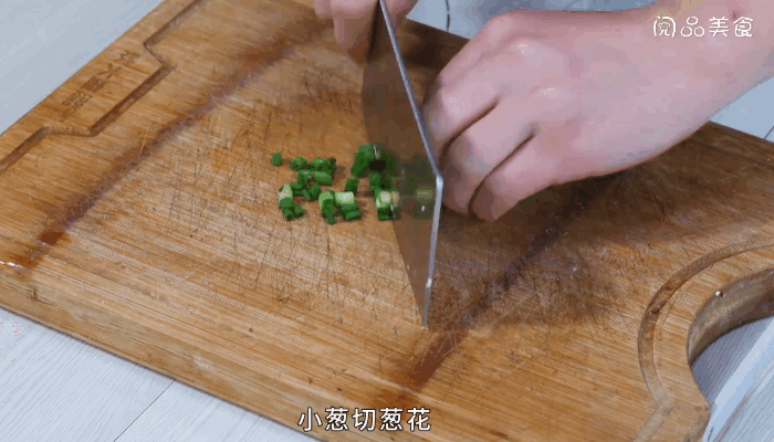 水豆豉拌蕨菜做法  水豆豉拌蕨菜怎么做