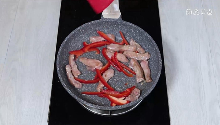 芝香甜椒煎肉条的做法 芝香甜椒煎肉条怎么做