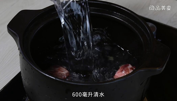 海藻莲藕排骨汤的做法 海藻莲藕排骨汤怎么做
