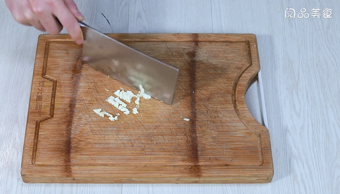 菱角米炒虾仁怎么做 菱角米炒虾仁的做法