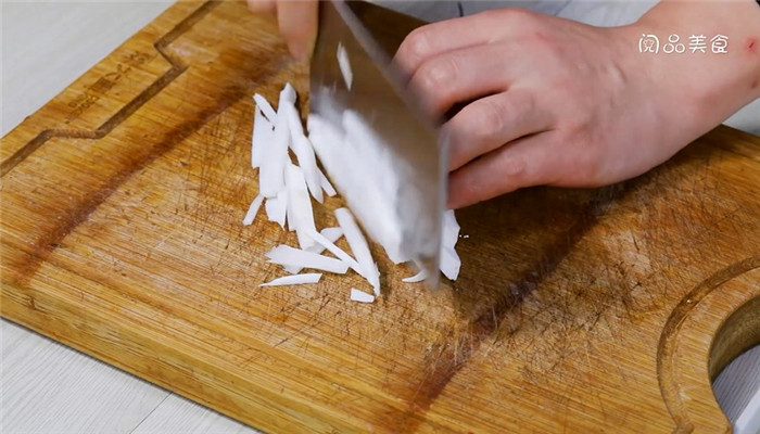 鲁菜鱼香肉丝的做法是什么 鲁菜鱼香肉丝怎么做