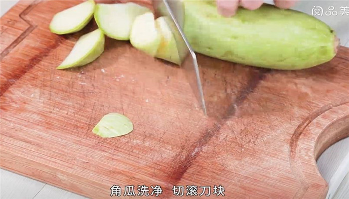 雪里蕻烧角瓜怎么做 雪里蕻烧角瓜的做法