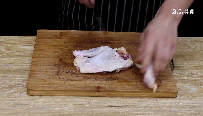 黄花菜木耳蒸鸡怎么做 黄花菜木耳蒸鸡的做法