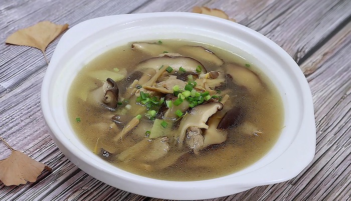 香菇黄花菜瘦肉汤怎么做 香菇黄花菜瘦肉汤的做法