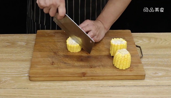 滑菇排骨炖玉米的做法 滑菇排骨炖玉米怎么做好吃