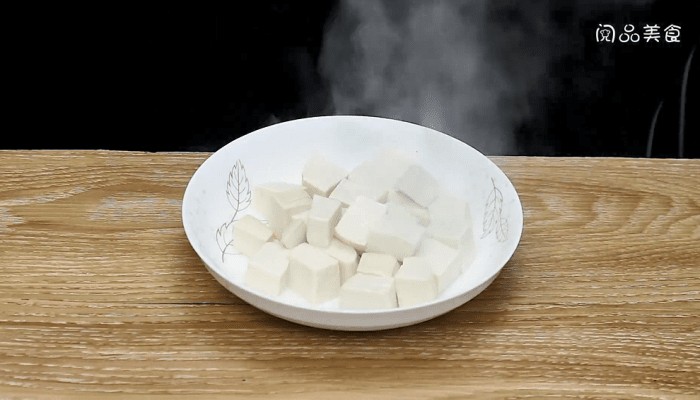 鹌鹑蛋烧豆腐 鹌鹑蛋烧豆腐的做法