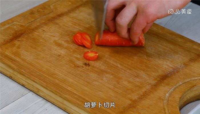 豆腐炒萝卜蒜苔怎么做 豆腐炒萝卜蒜苔的做法