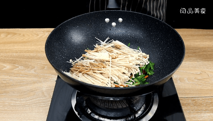 韭菜炝炒金针菇 韭菜炝炒金针菇的做法