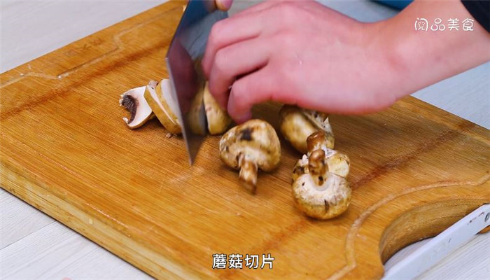 蘑菇烧鸡蛋怎么做 蘑菇烧鸡蛋的做法