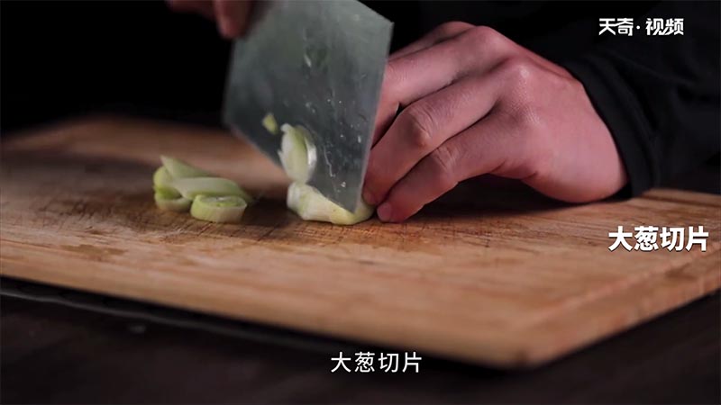 莴苣烧肉圆的做法 莴苣烧肉圆怎么做