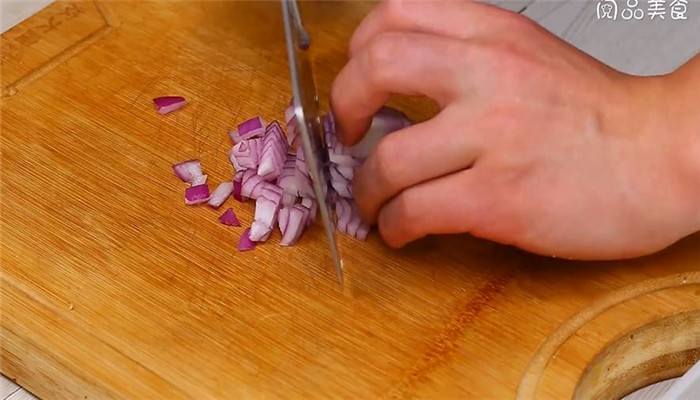 辣椒金针菇卷怎么做  辣椒金针菇卷的做法